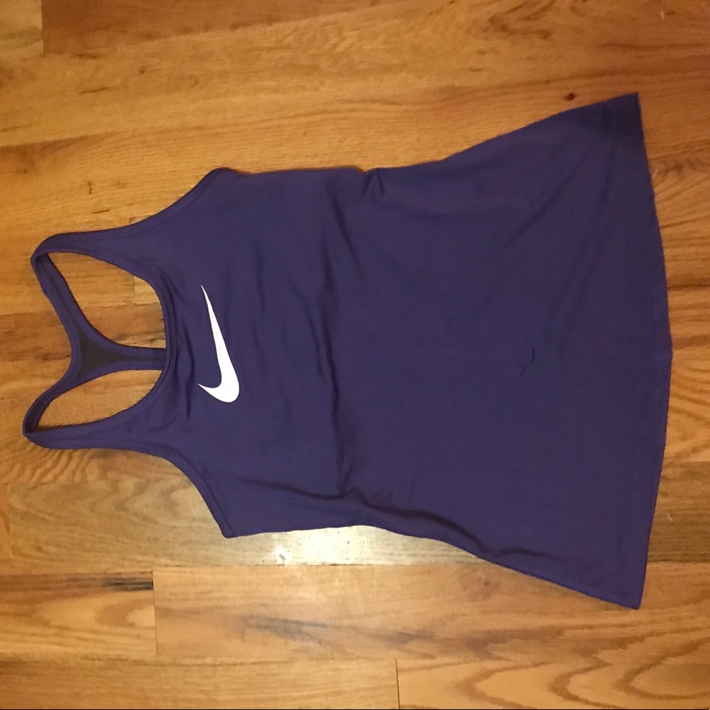 COPY - Nike tank